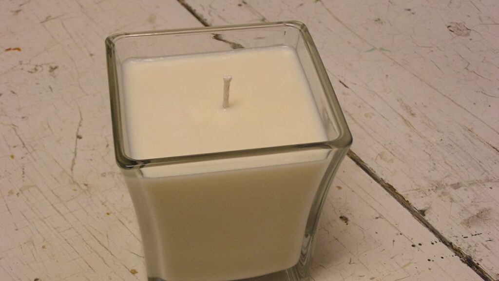 How To Stop Air Bubbles In Candles