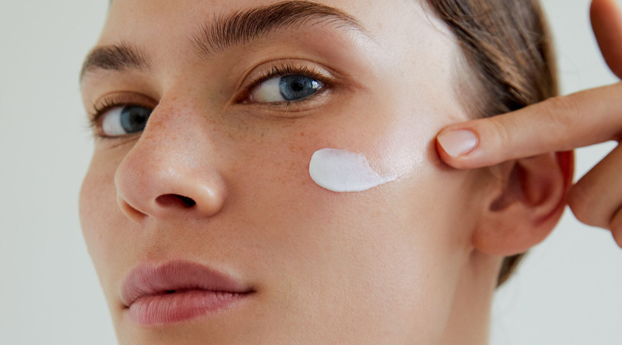 why-is-my-face-red-after-skincare