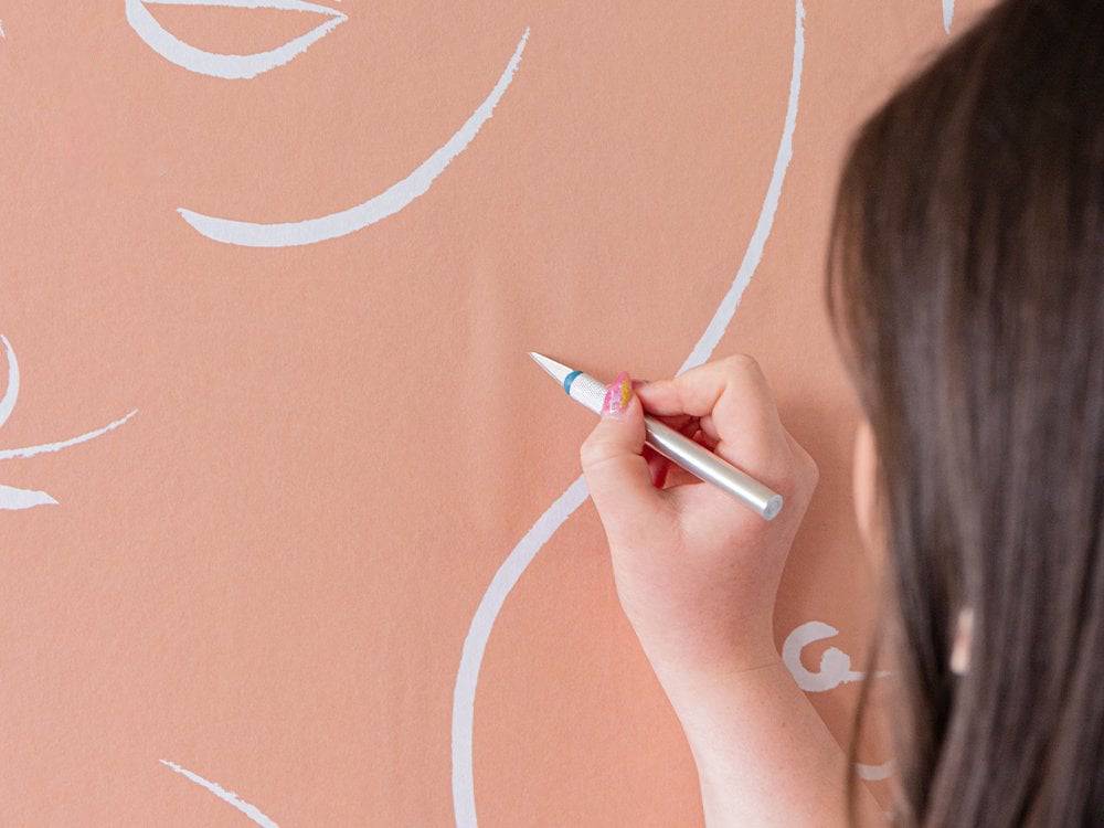 How To Get Bubbles Out Of Wallpaper