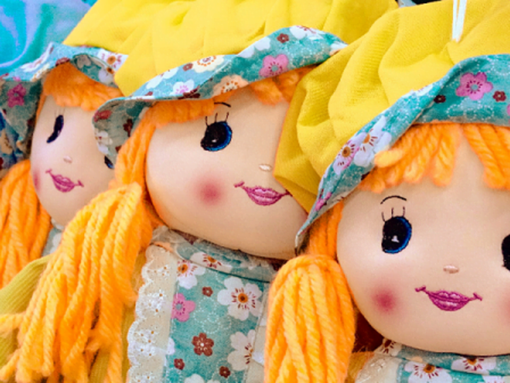 How To Make Doll Hair Out Of Yarn